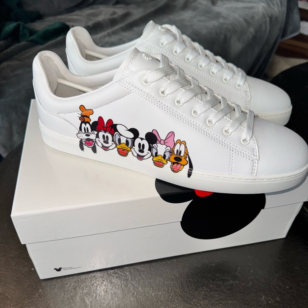 2022 Disney x Stuart Weitzman Mickey & Friends Graphic Leather Sneakers